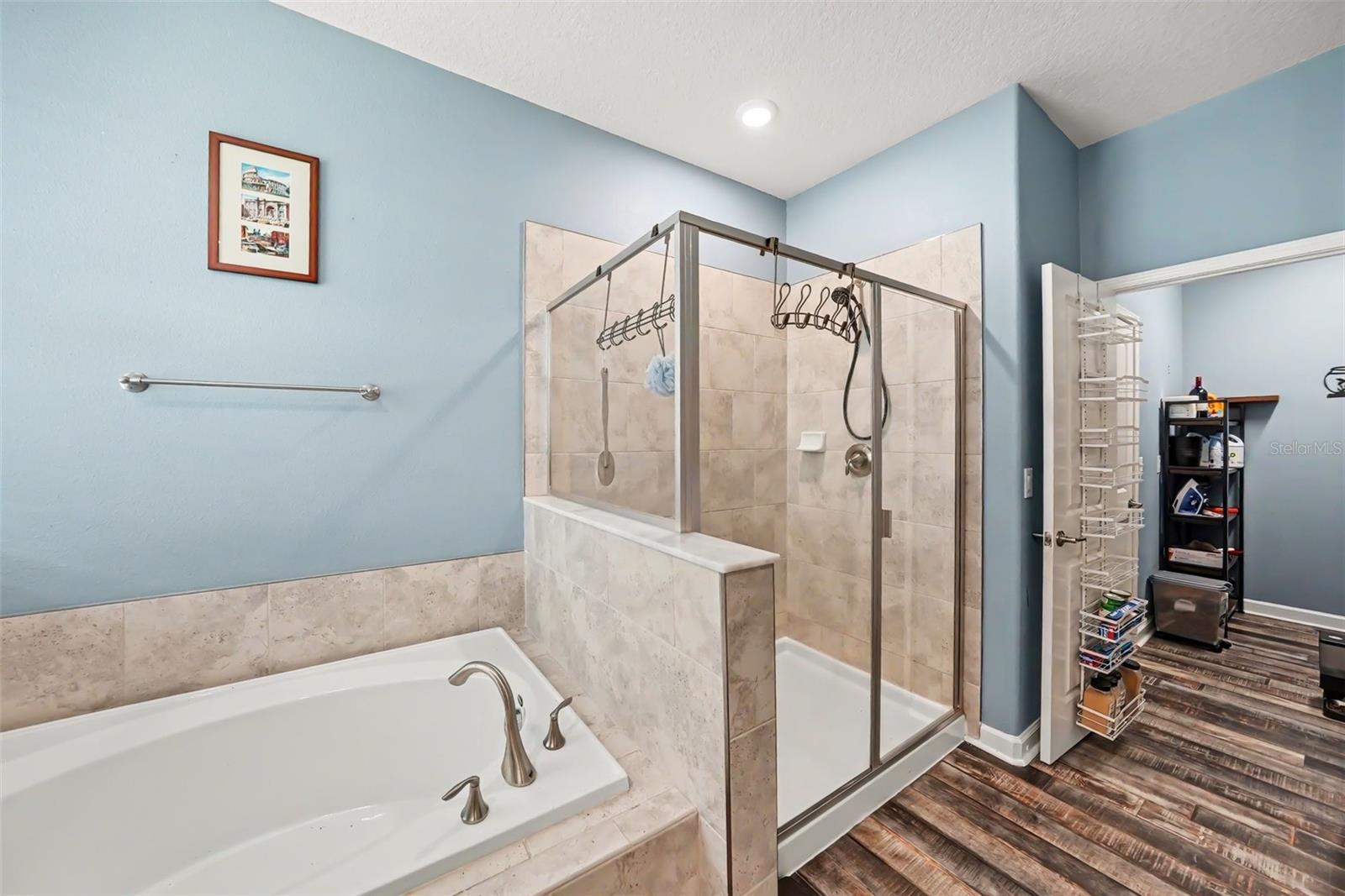 21922 CREST MEADOW DR — photo 17