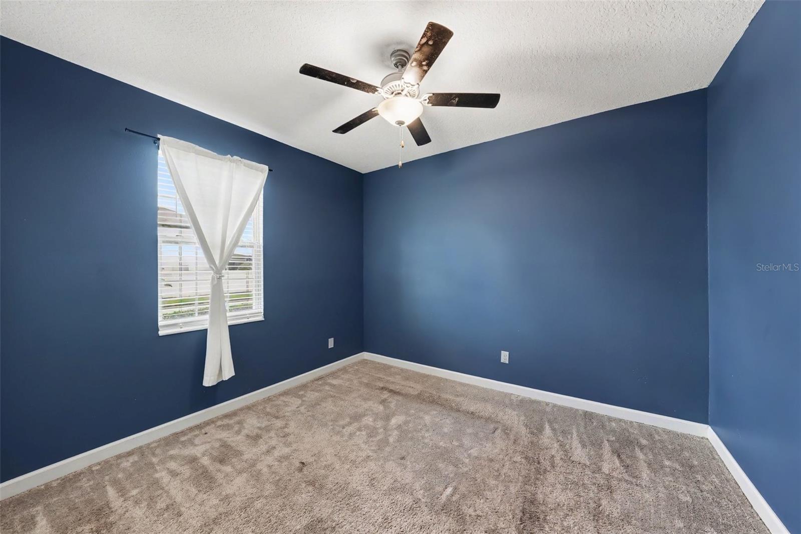 21922 CREST MEADOW DR — photo 20