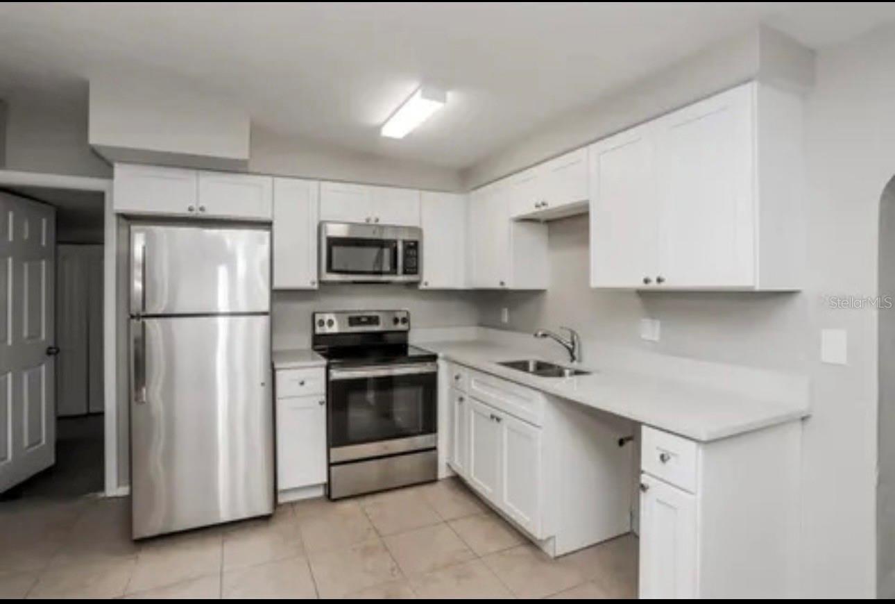 918 VALMAR ST — photo 3