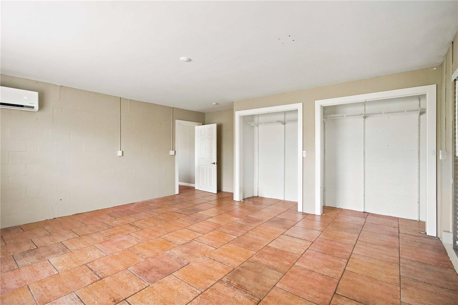 5544 DINAH LN — photo 28