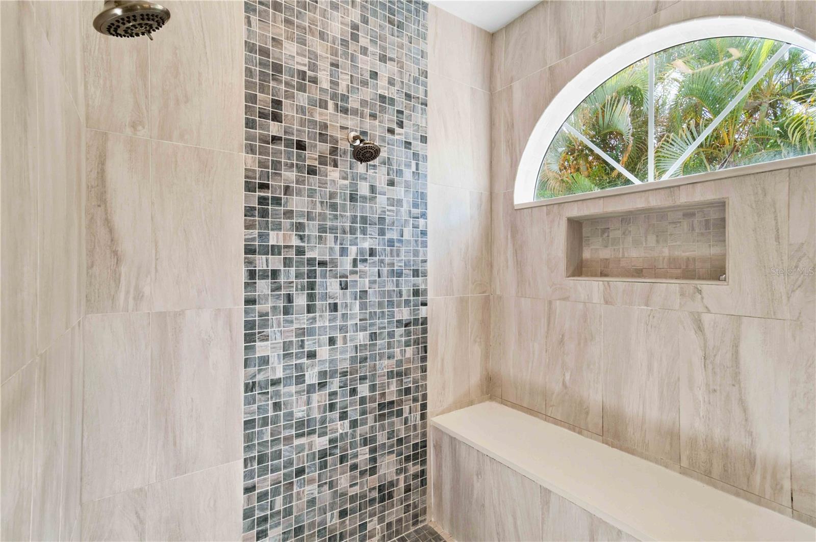 5544 DINAH LN — photo 15