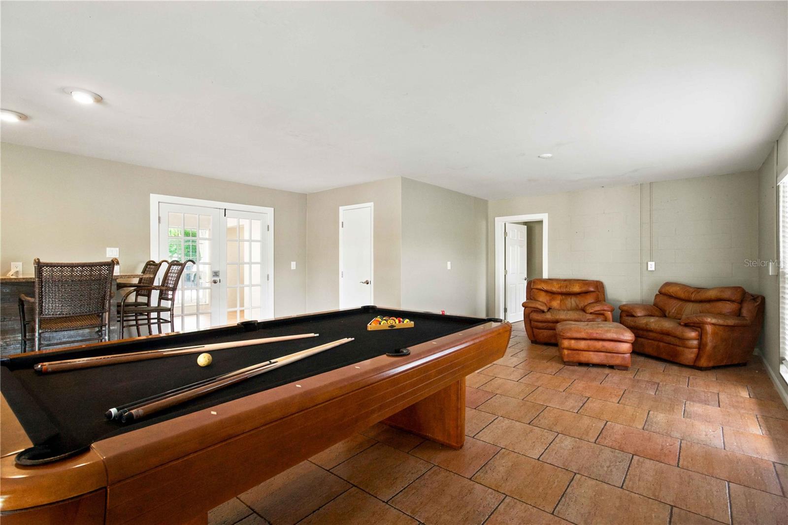5544 DINAH LN — photo 24