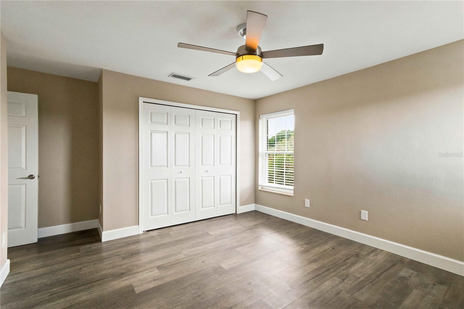 5544 DINAH LN — photo 18