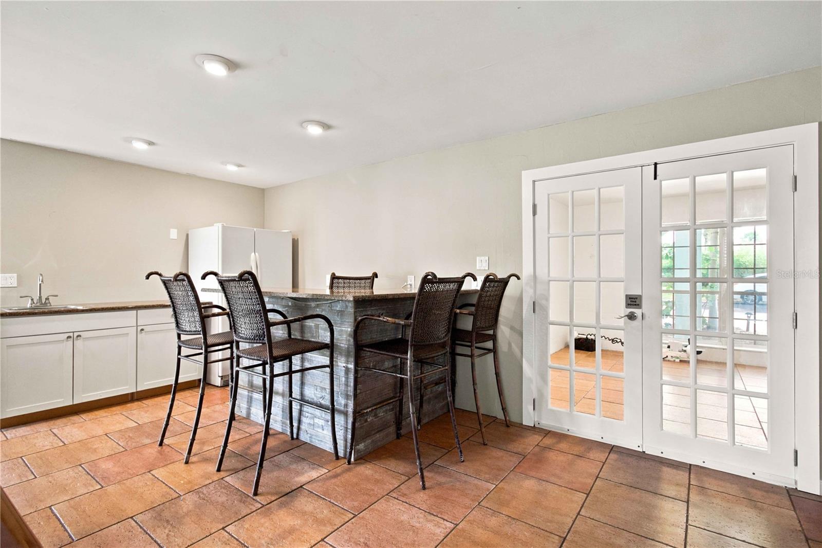5544 DINAH LN — photo 26