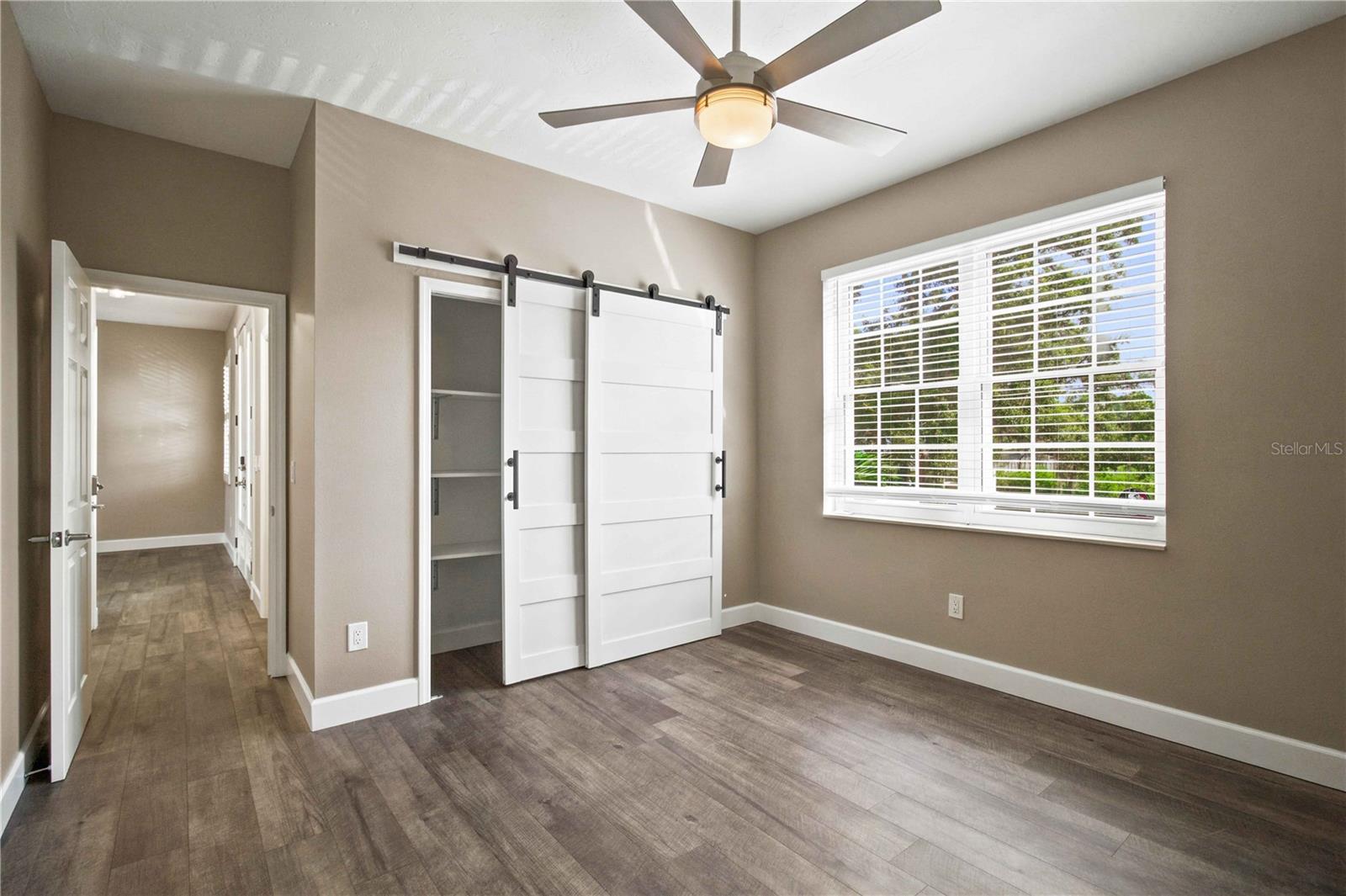 5544 DINAH LN — photo 19