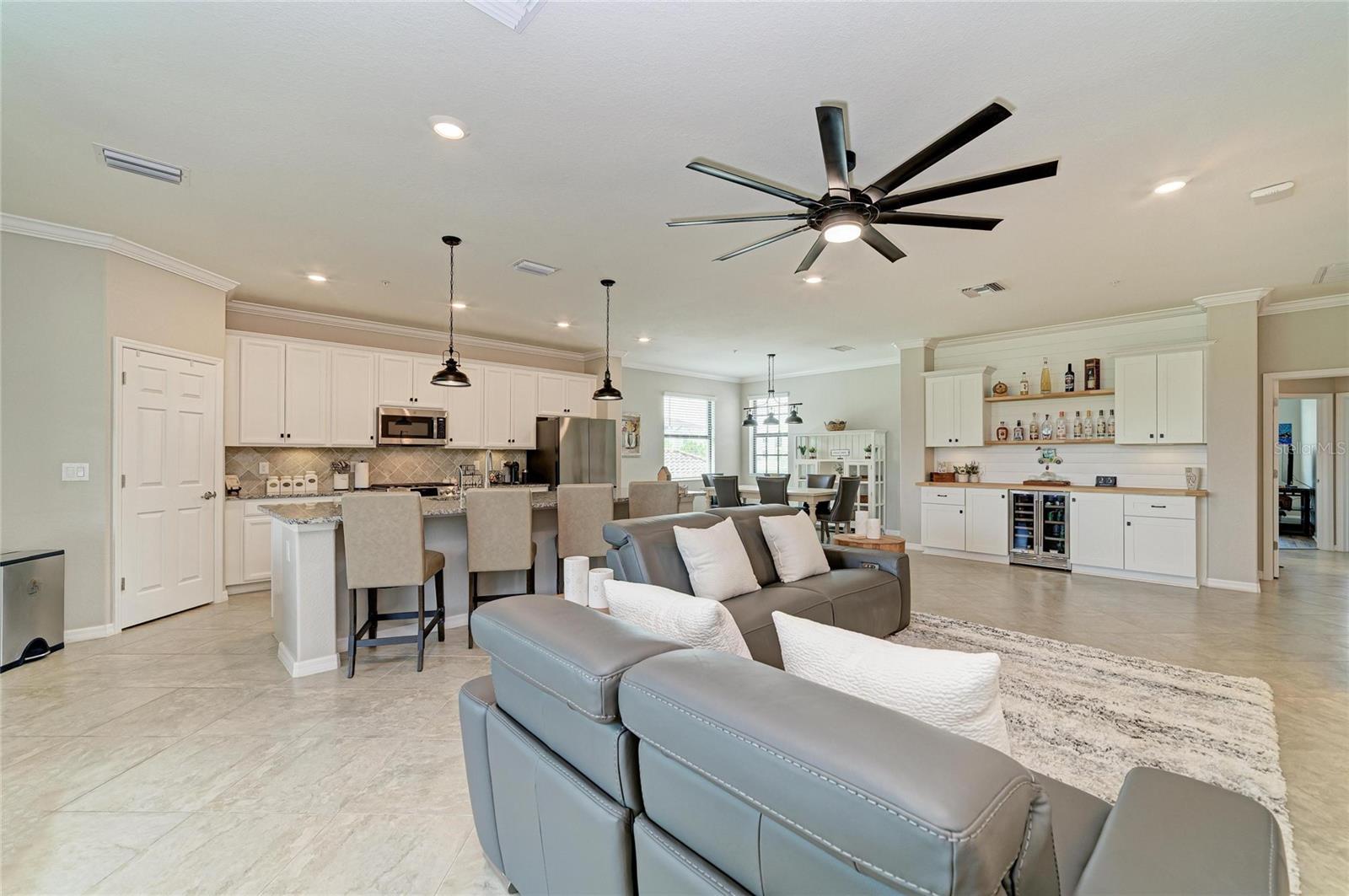 17637 GAWTHROP DR #103 — photo 9