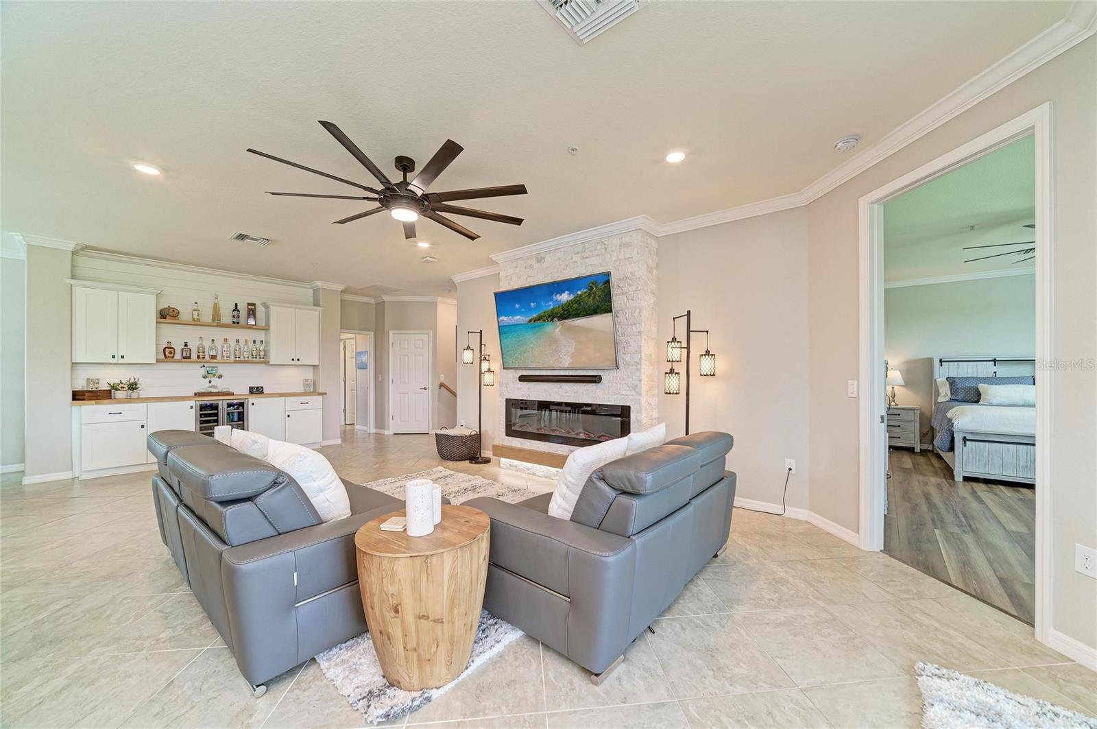 17637 GAWTHROP DR #103 — photo 8
