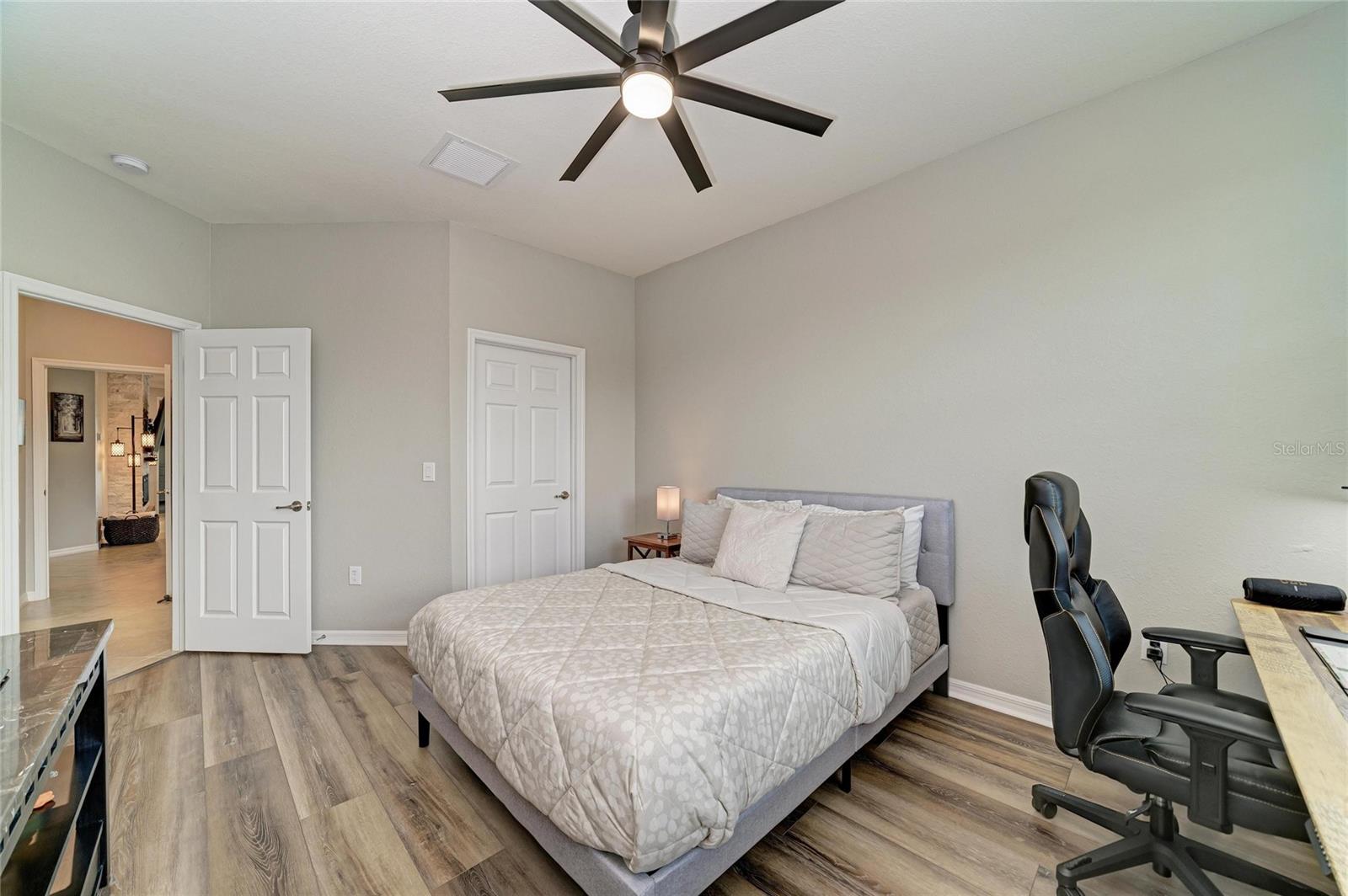 17637 GAWTHROP DR #103 — photo 26