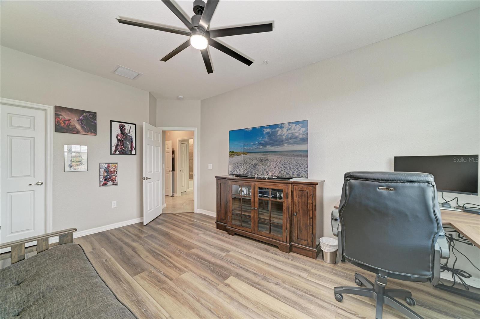 17637 GAWTHROP DR #103 — photo 23