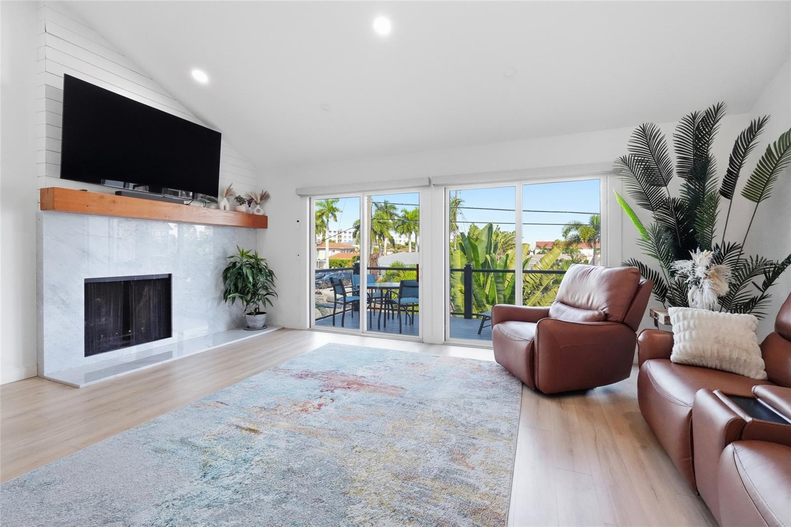 6796 SARASEA CIR #3 — photo 4