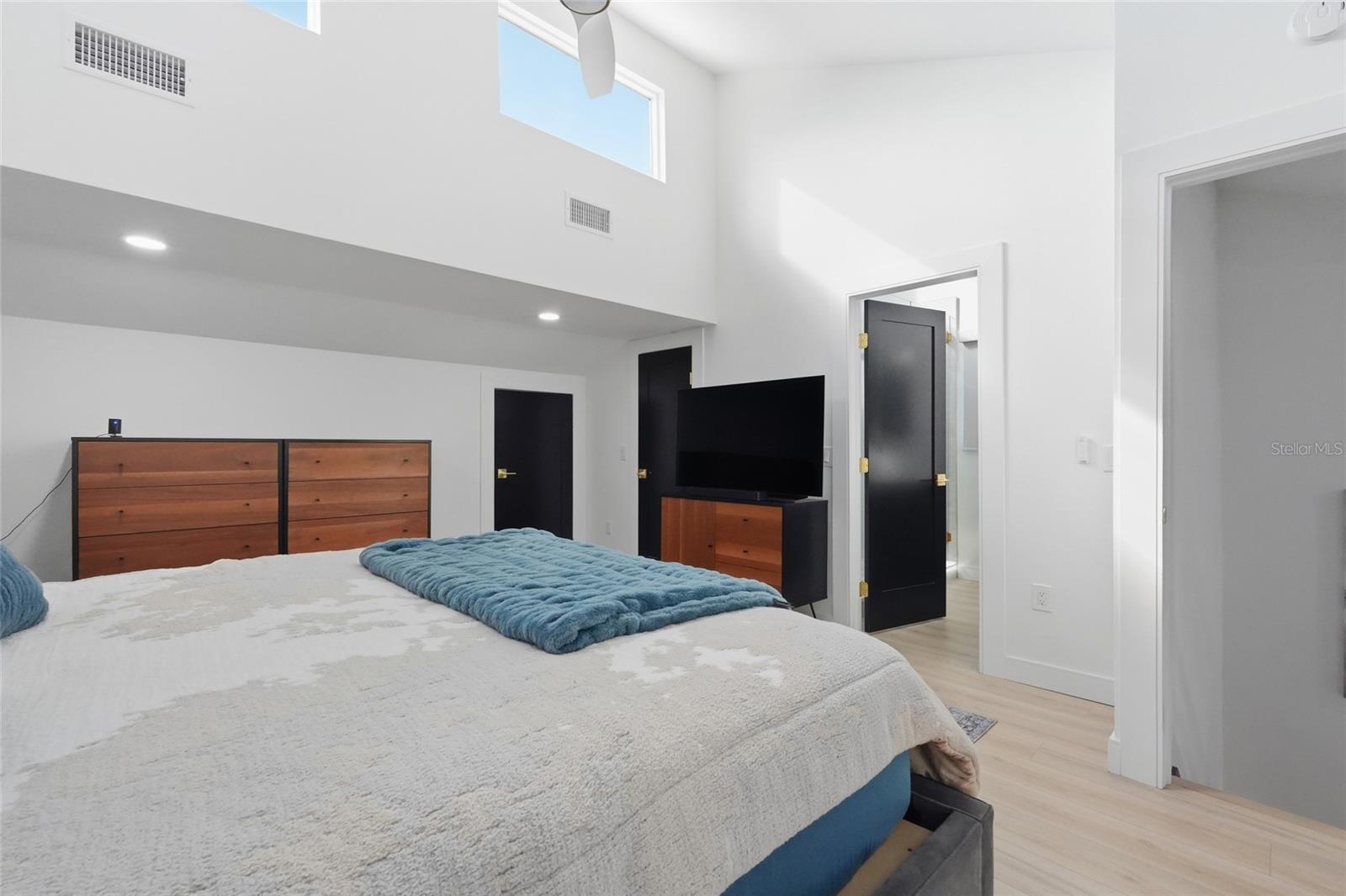 6796 SARASEA CIR #3 — photo 15