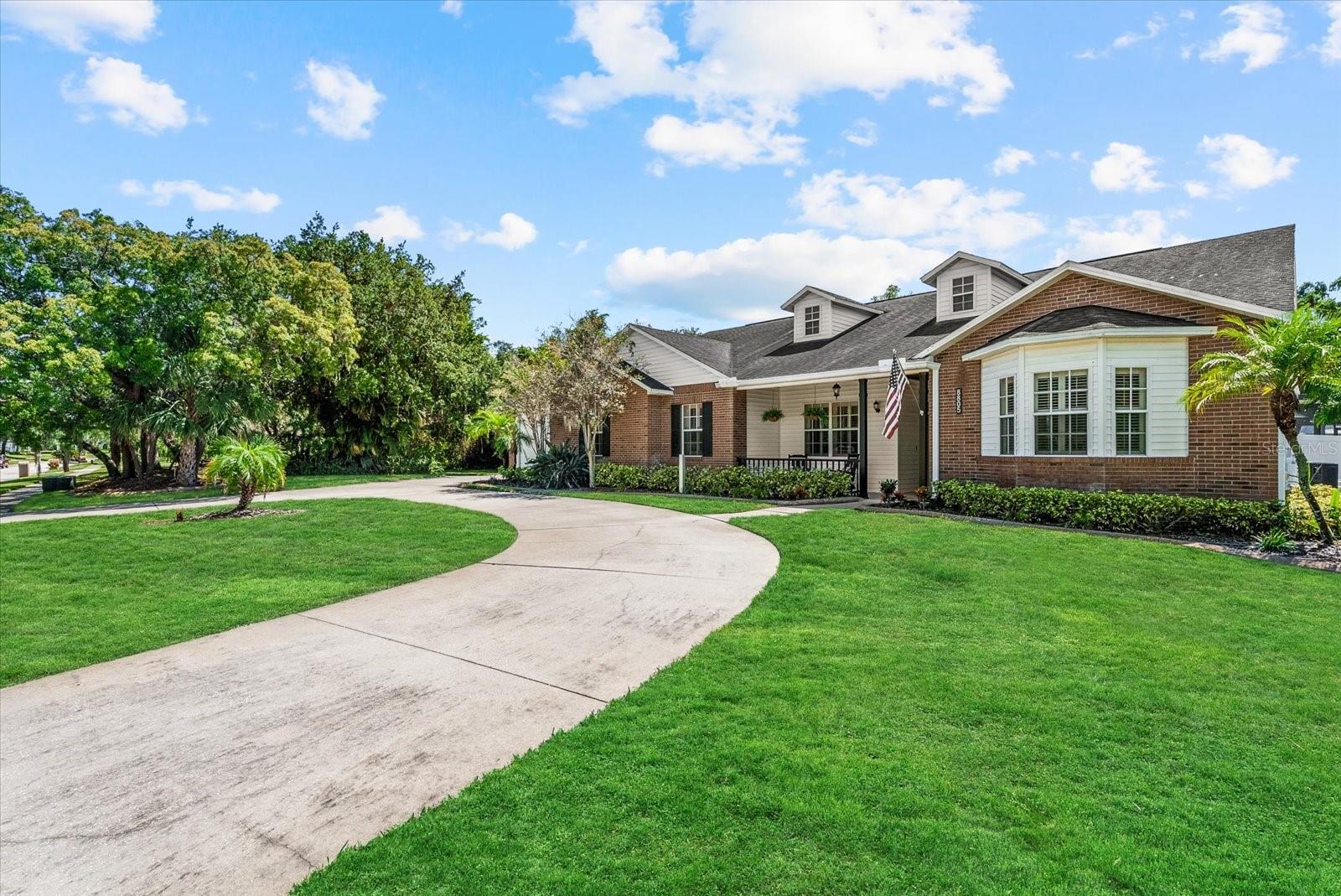 8805 CROSSWOOD CT — photo 3