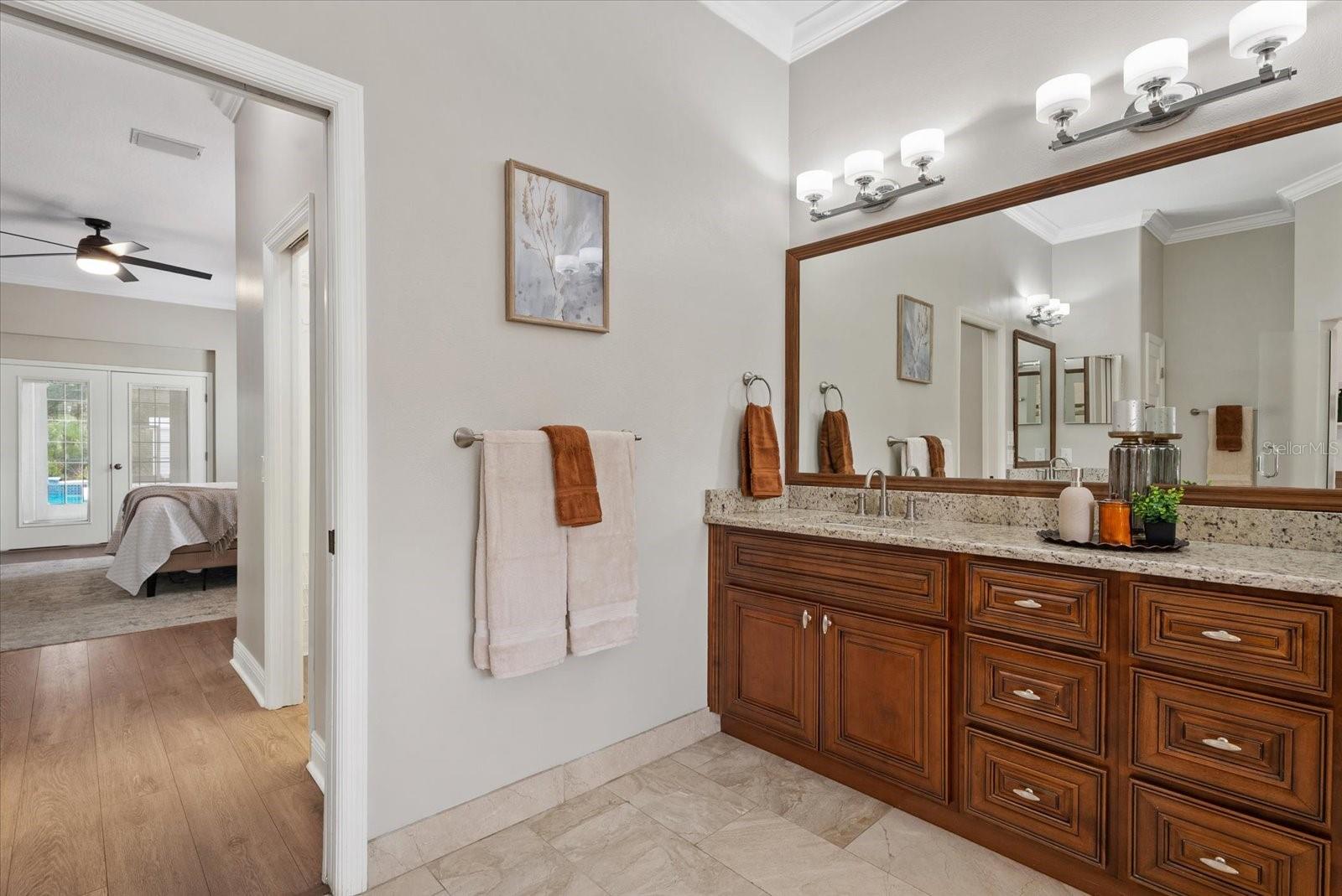 8805 CROSSWOOD CT — photo 12