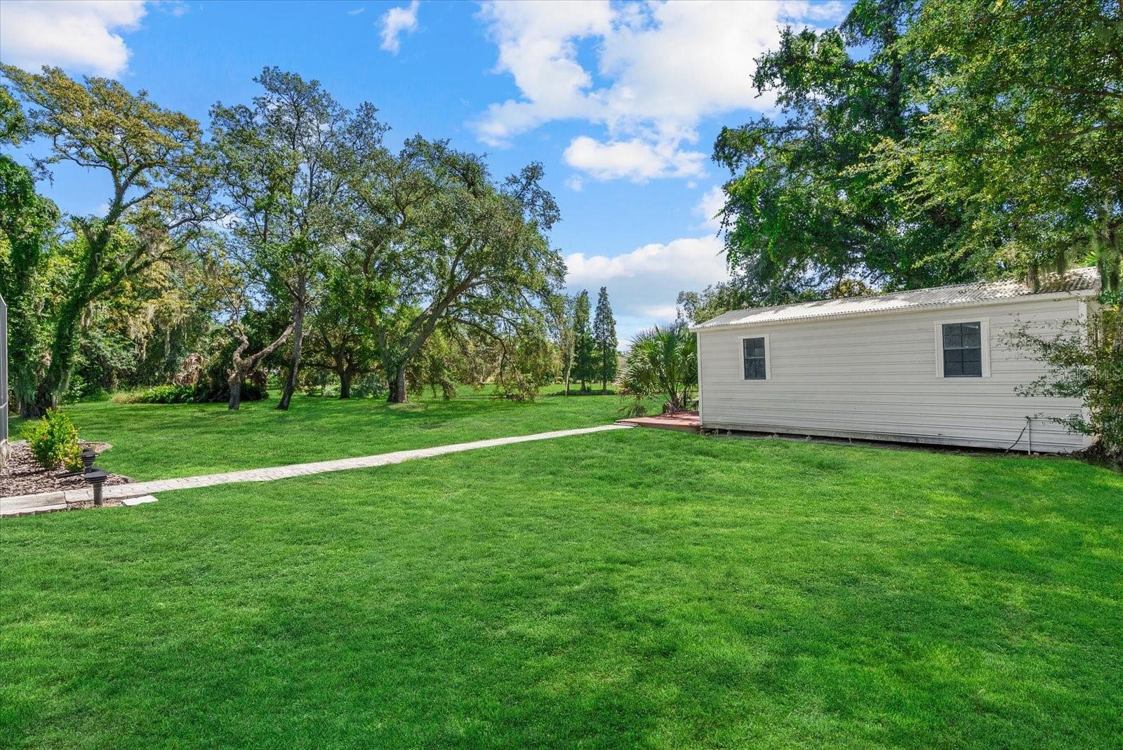 8805 CROSSWOOD CT — photo 42