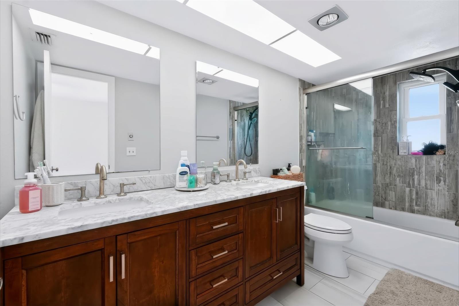 255 CAPRI CIR N #22 — photo 21