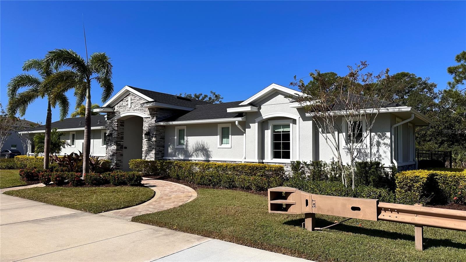 2247 MIDNIGHT PEARL DR — photo 38