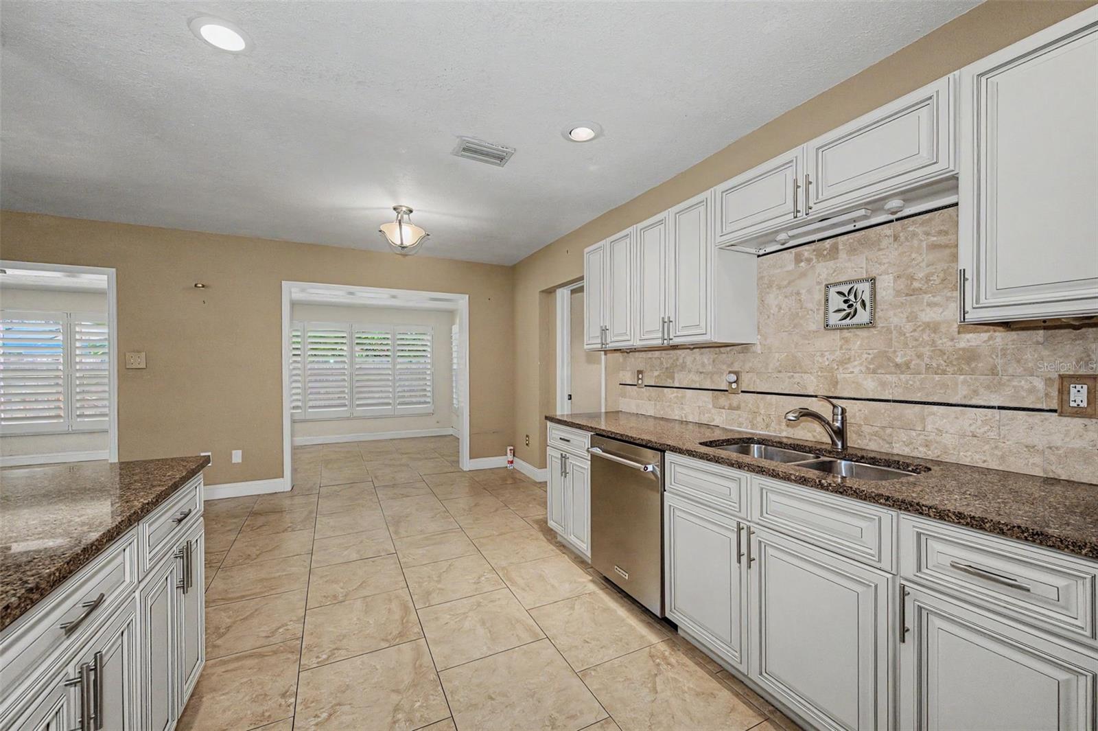 782 TERRACE RD — photo 18