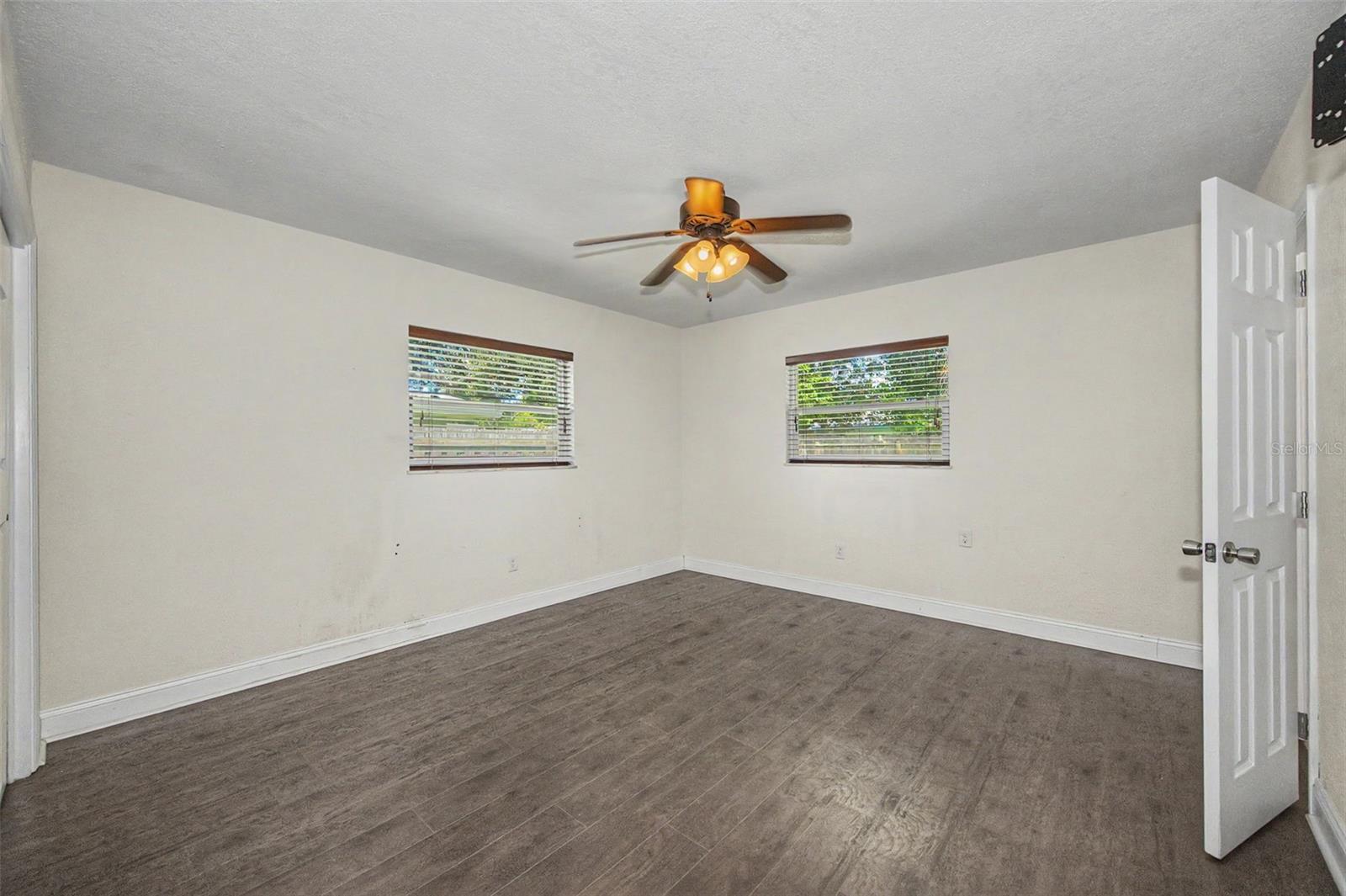782 TERRACE RD — photo 9