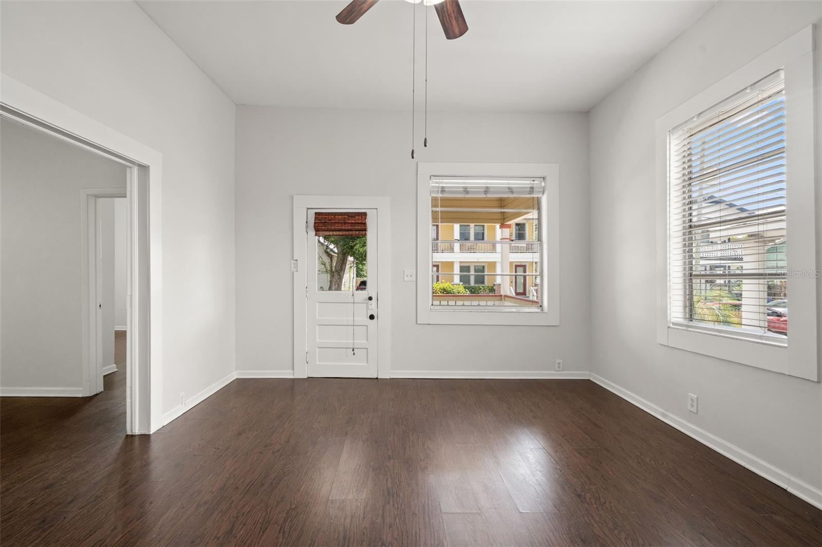 1310 E 15TH AVE — photo 11