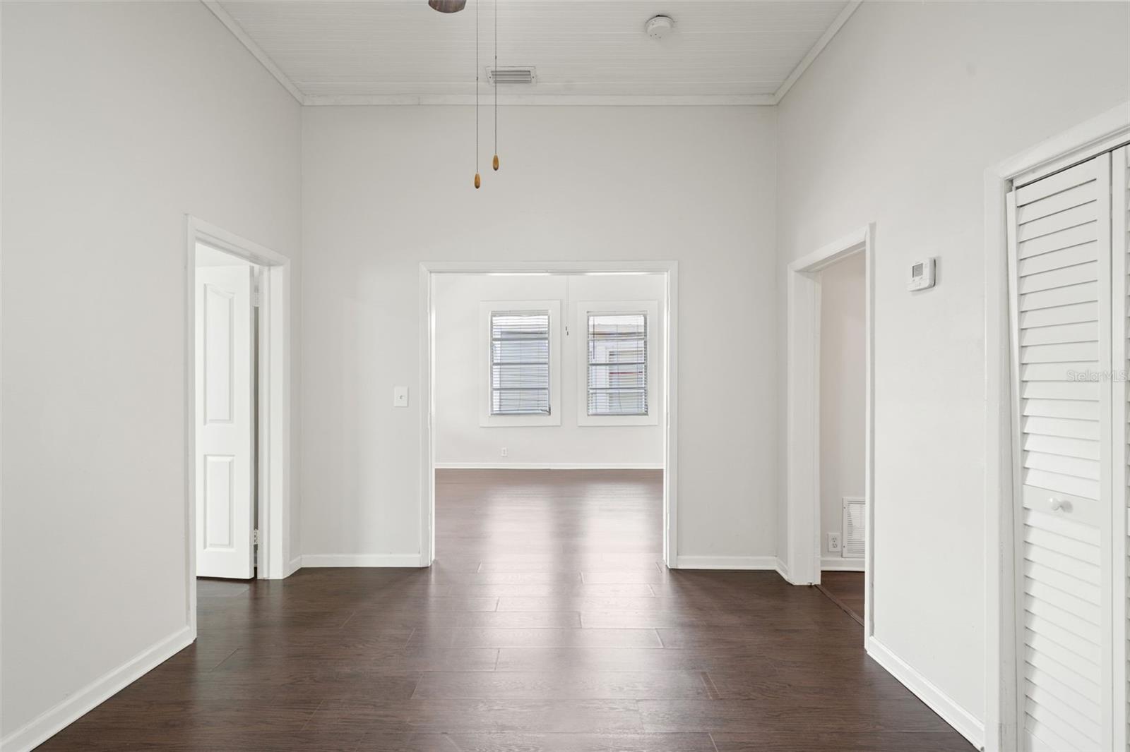 1310 E 15TH AVE — photo 13