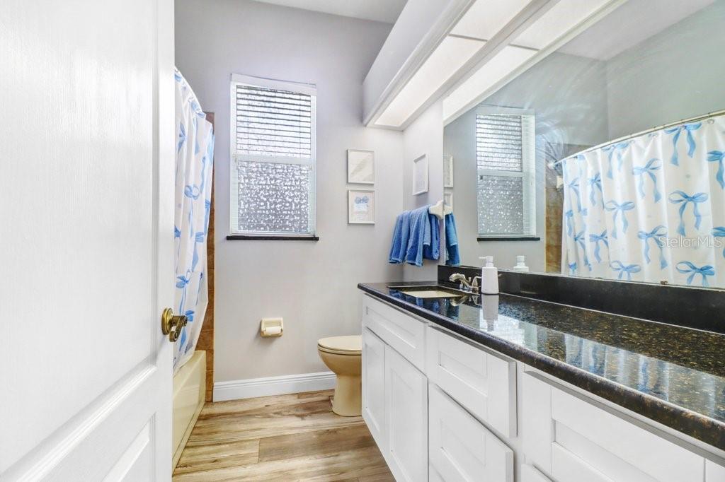 2203 VALRICO FOREST DR — photo 27