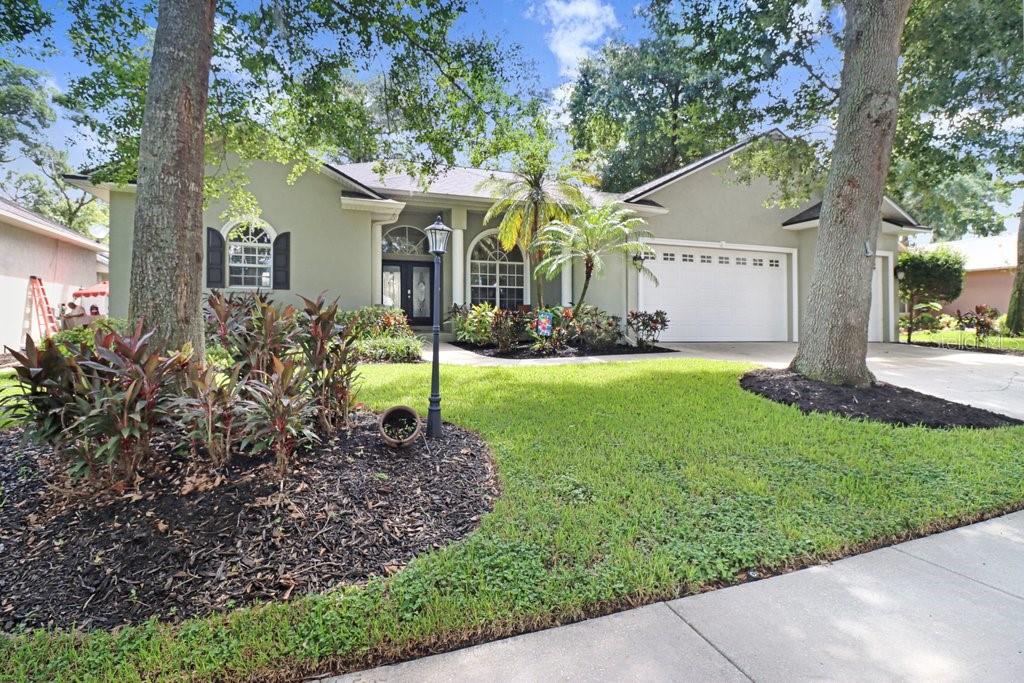 2203 VALRICO FOREST DR — photo 38