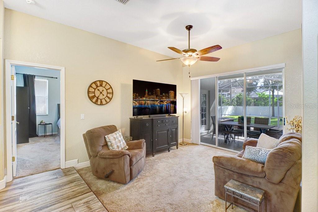 2203 VALRICO FOREST DR — photo 28