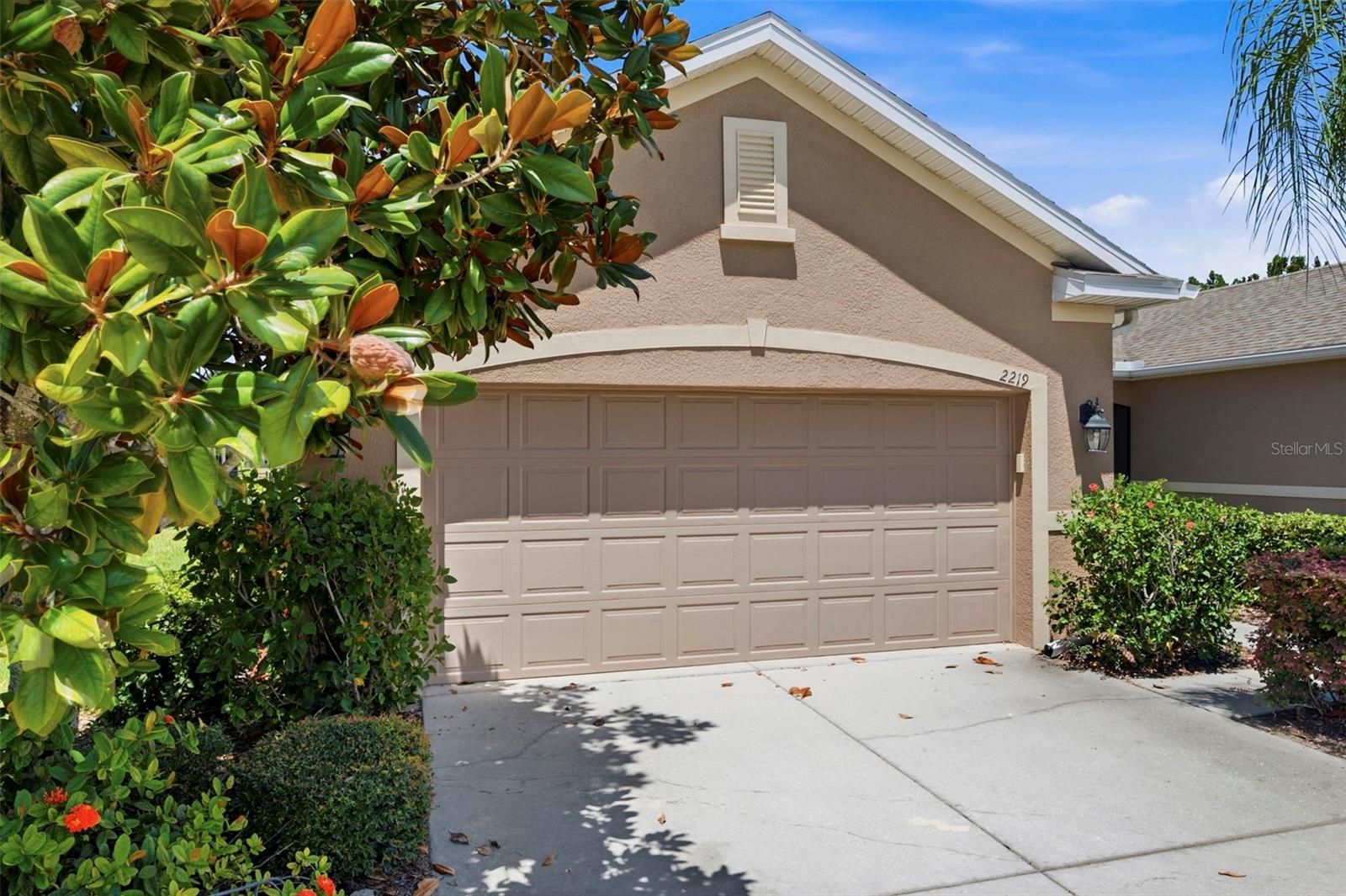 2219 PARROT FISH DR — photo 2