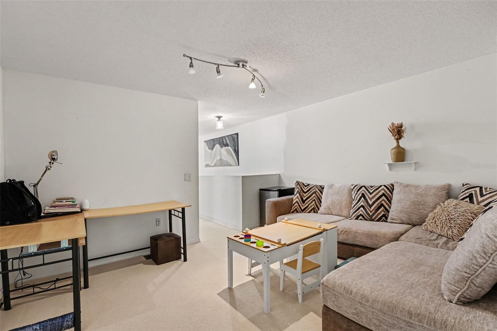4607 ASHBURN SQUARE DR — photo 23