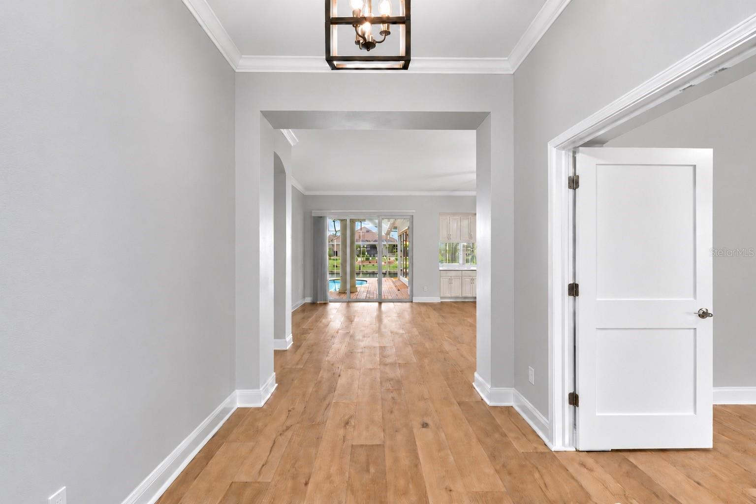 603 ISLEBAY DR — photo 10