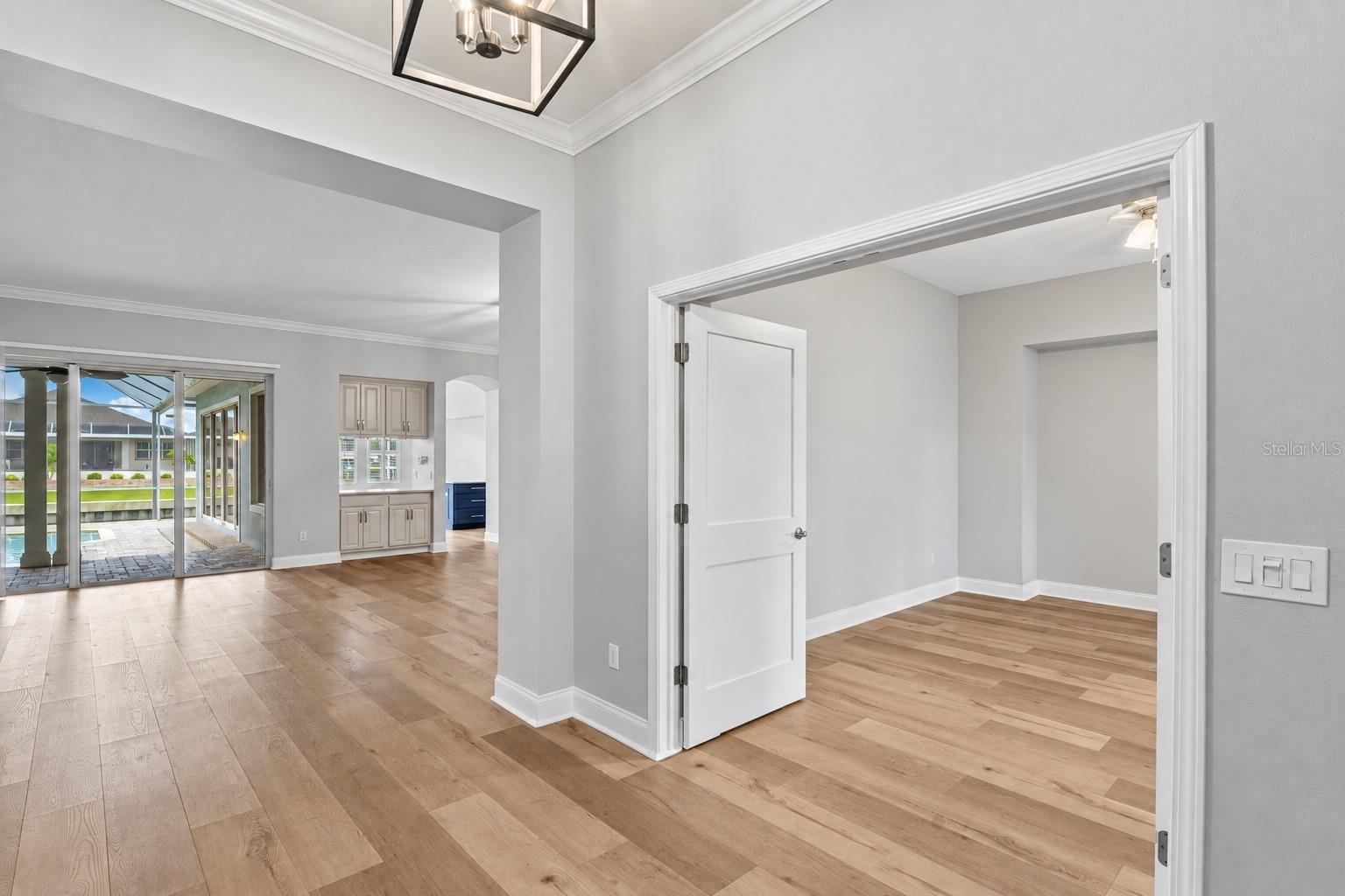 603 ISLEBAY DR — photo 11