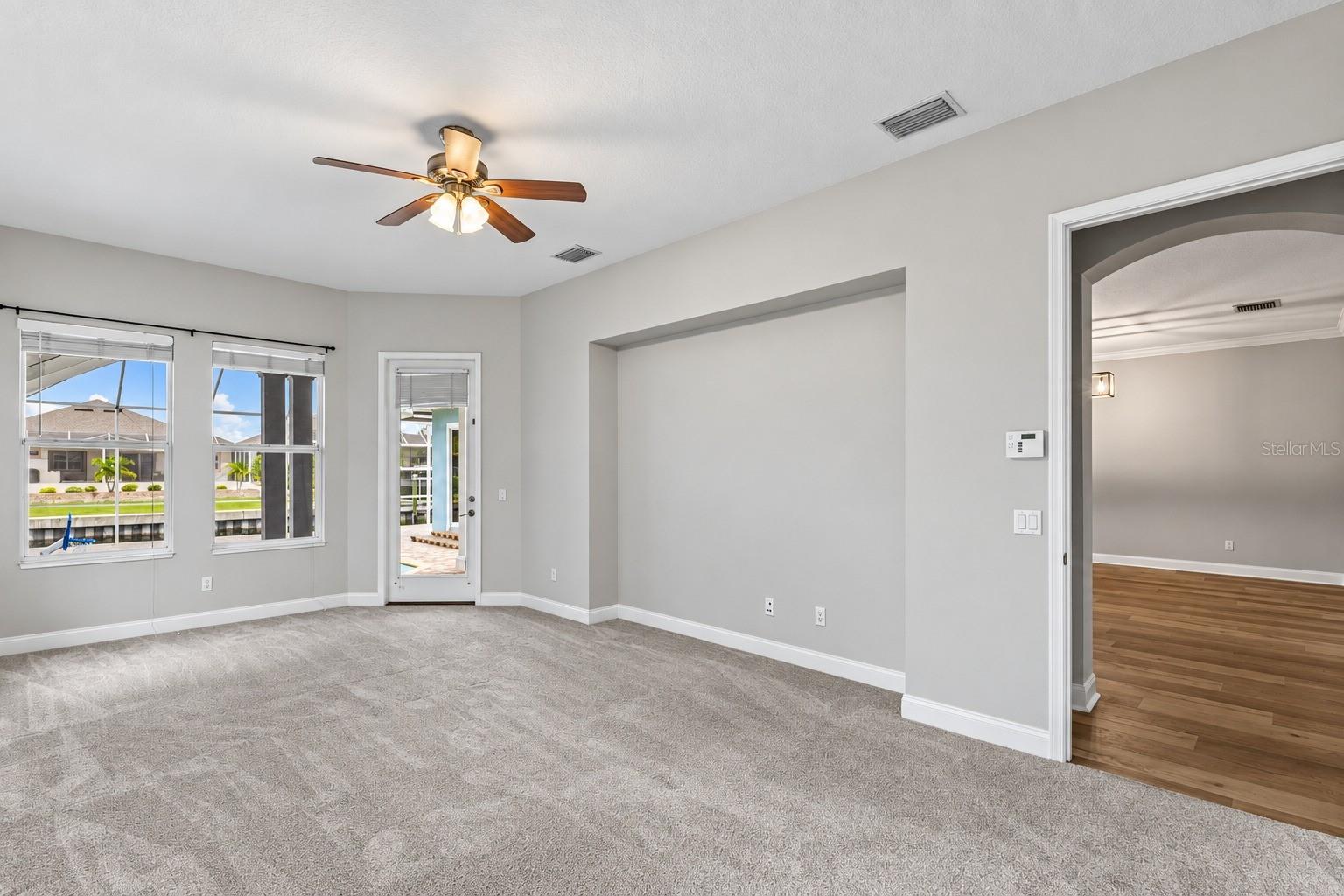 603 ISLEBAY DR — photo 36