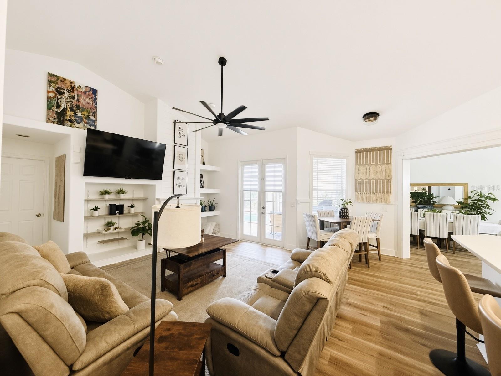 1820 S RIDGE DR — photo 10