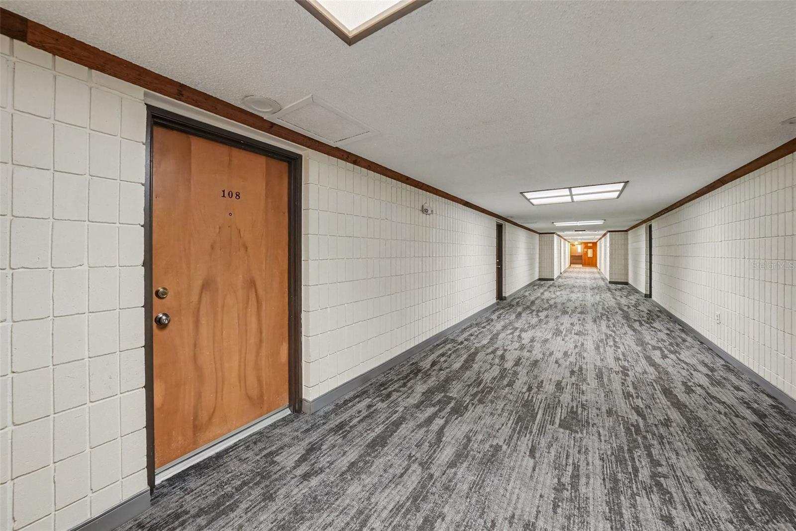 2585 COUNTRYSIDE BLVD #4108 — photo 4