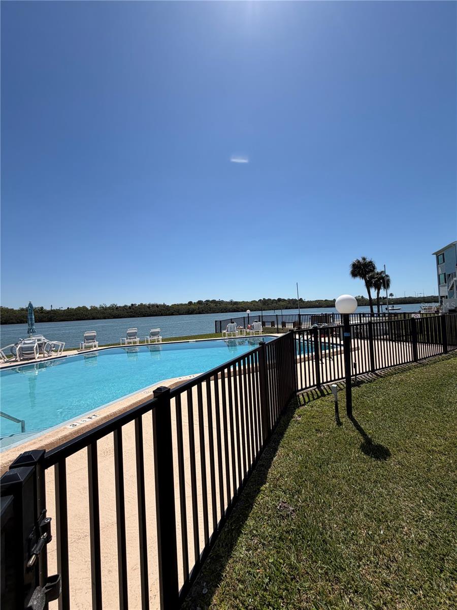 1 WINDRUSH BLVD #81 — photo 31