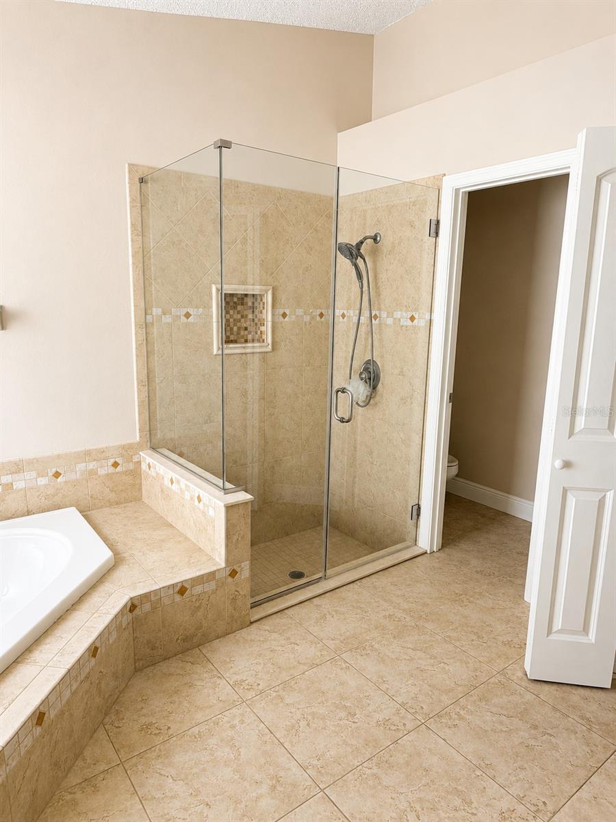 6518 APPALOOSA DR — photo 22