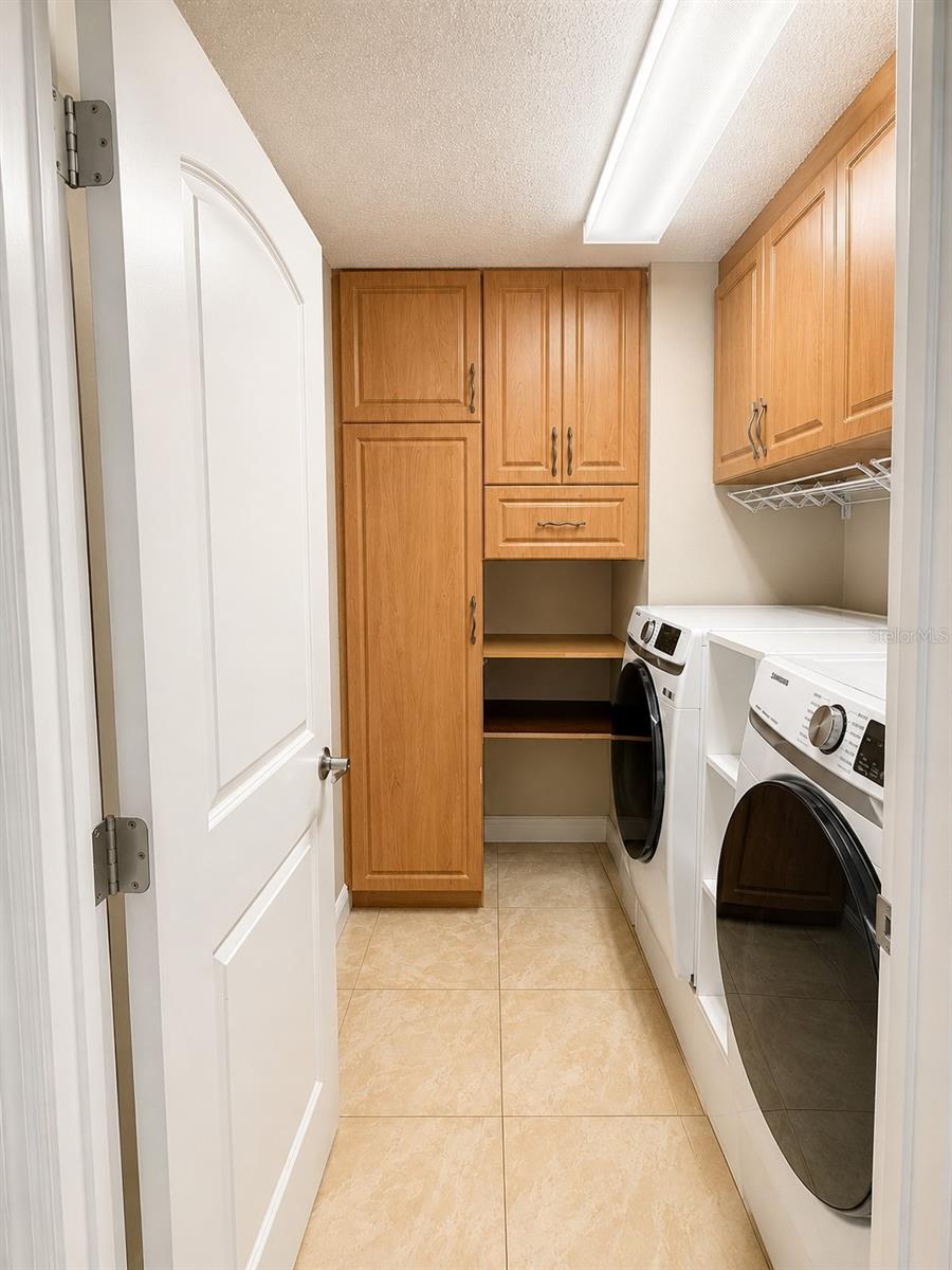 6518 APPALOOSA DR — photo 32