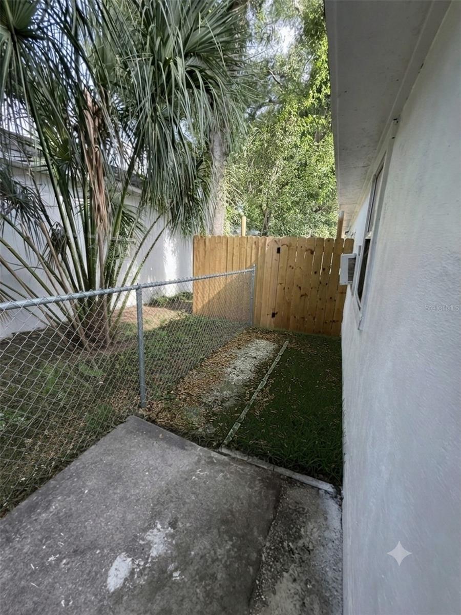 935 17TH AVE S — photo 11