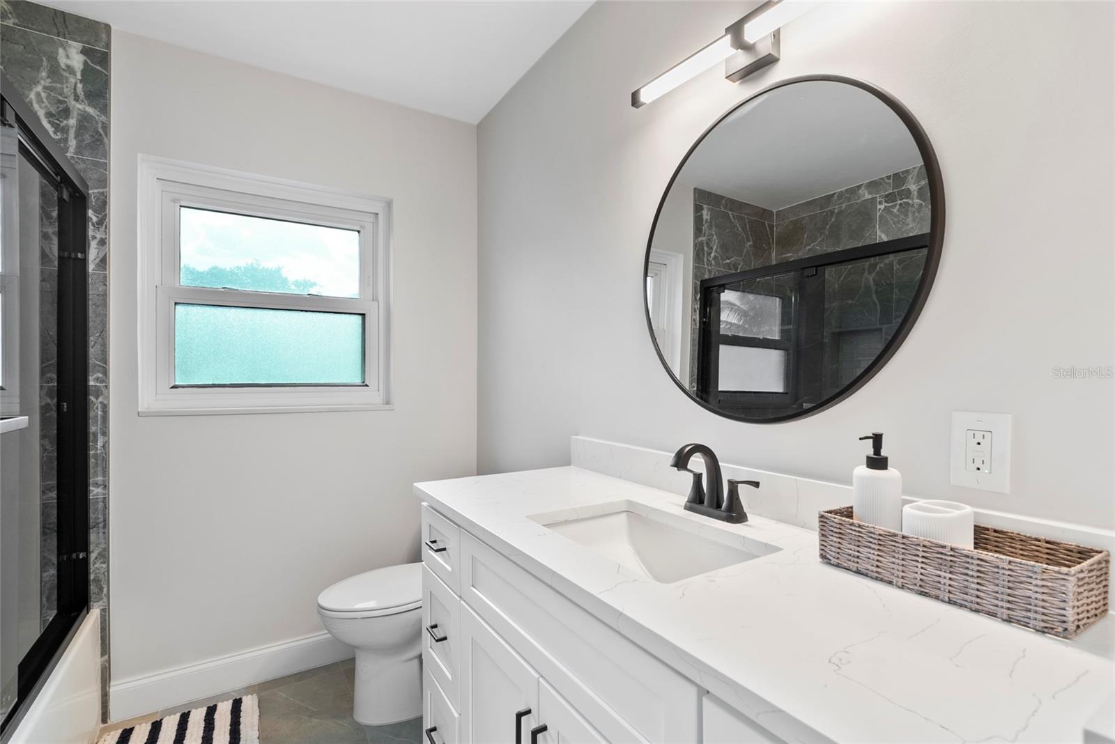 227 HOWARD DR — photo 29