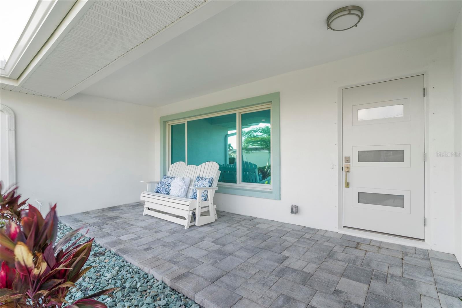 227 HOWARD DR — photo 4