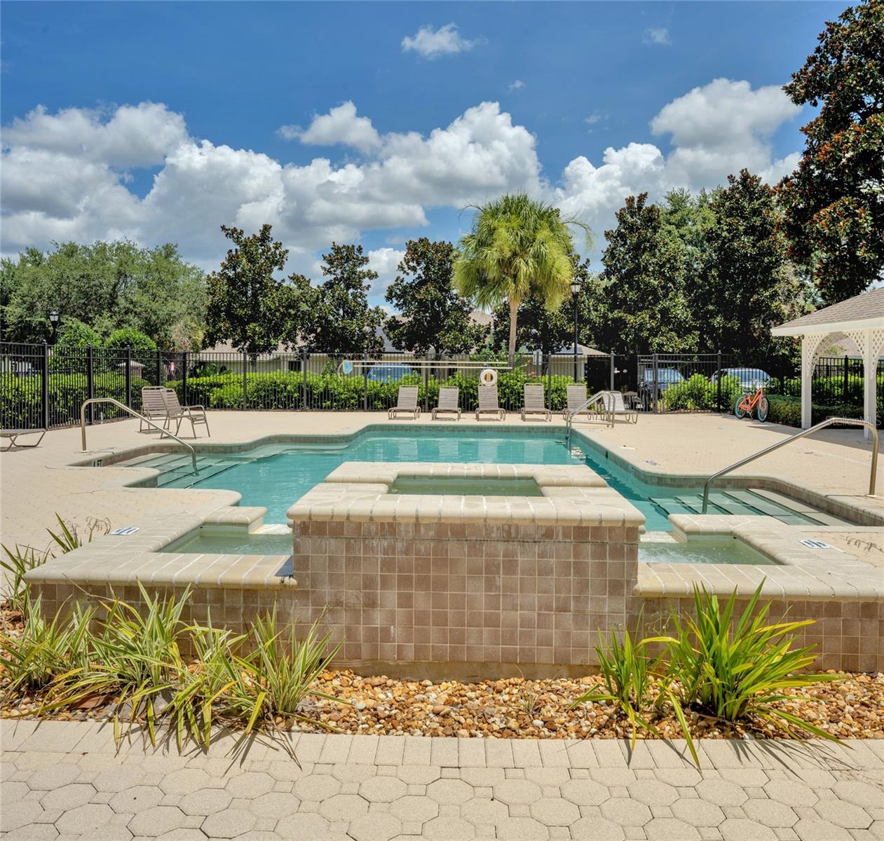 5911 PHOEBENEST DR — photo 47