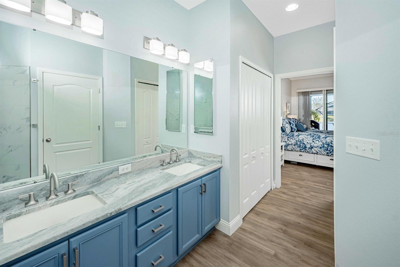 5911 PHOEBENEST DR — photo 30