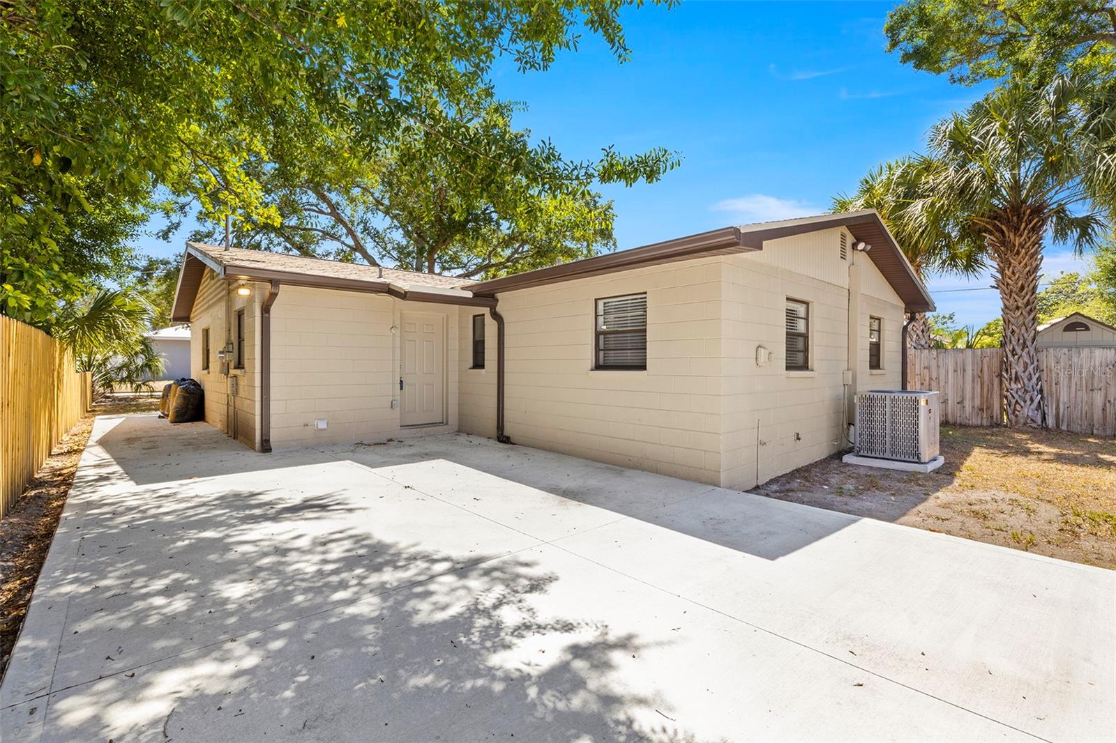 2539 W UNION ST — photo 4