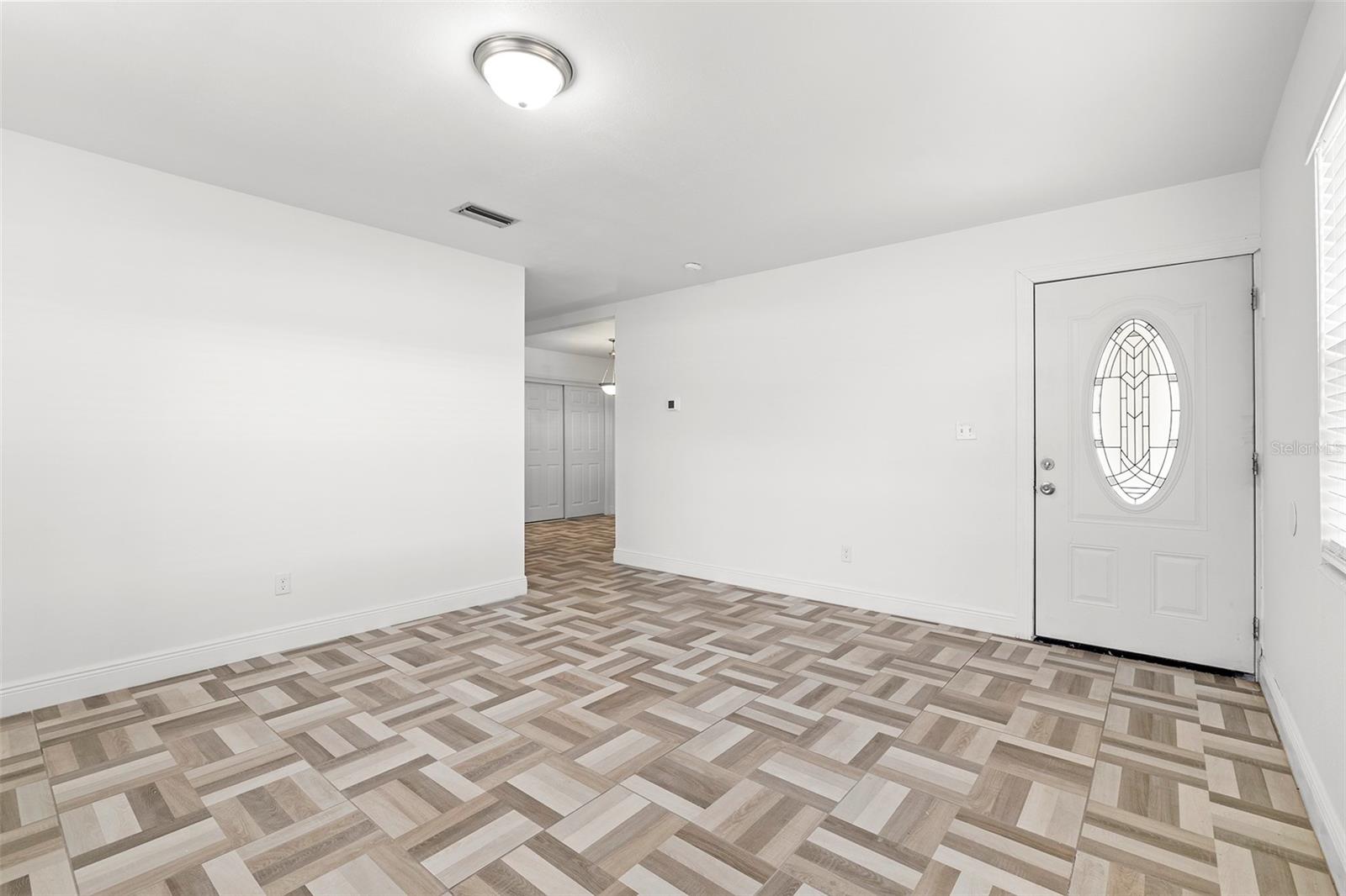 2539 W UNION ST — photo 9