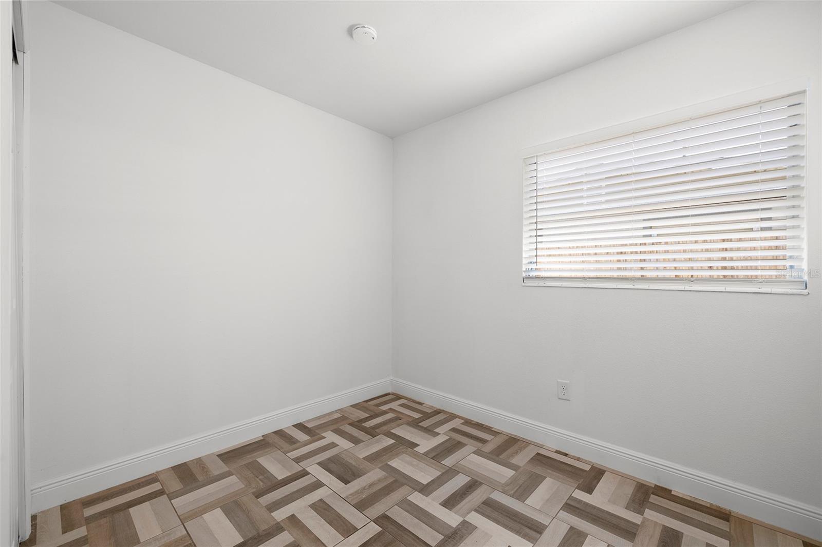 2539 W UNION ST — photo 19