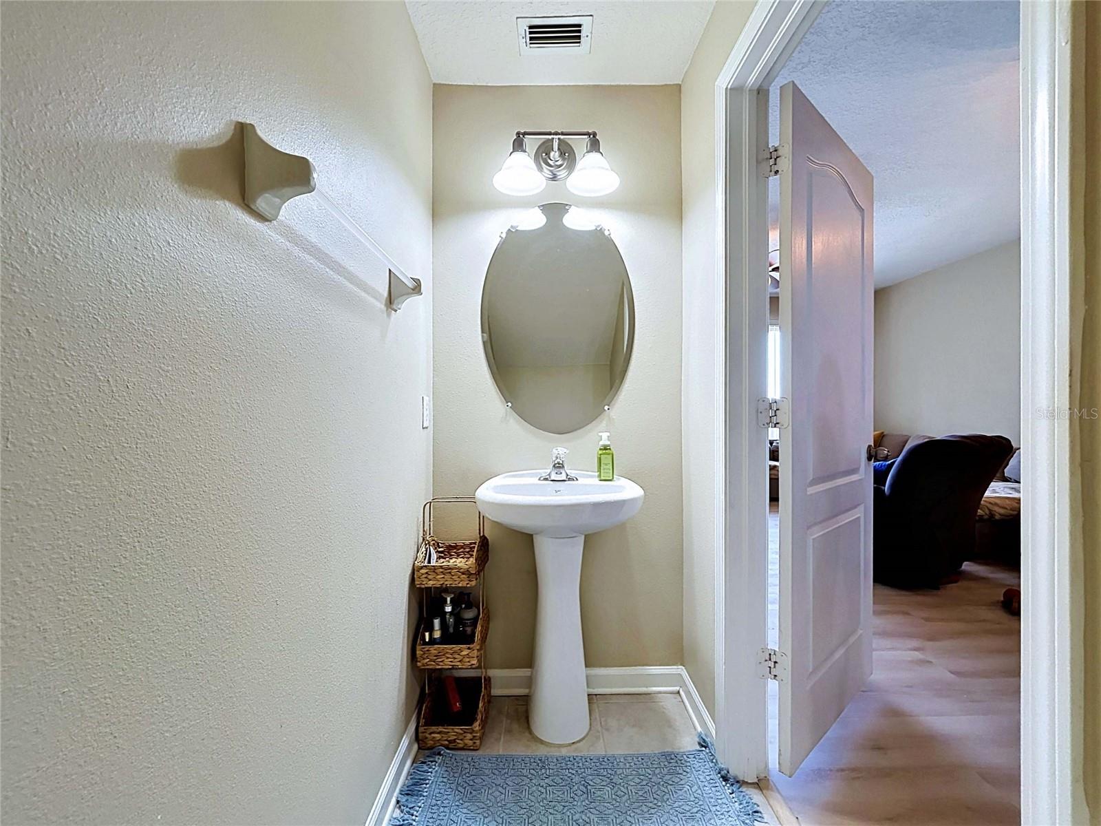 4842 BARNSTEAD DR — photo 5