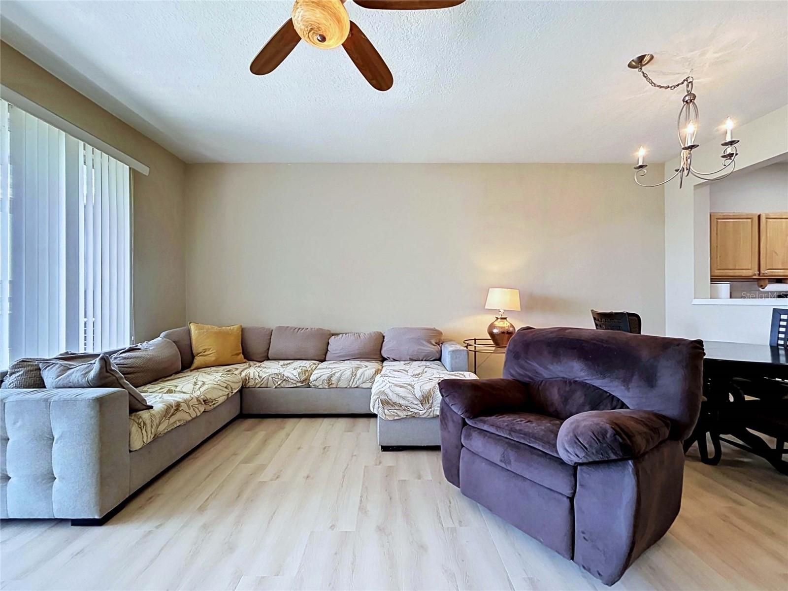 4842 BARNSTEAD DR — photo 12