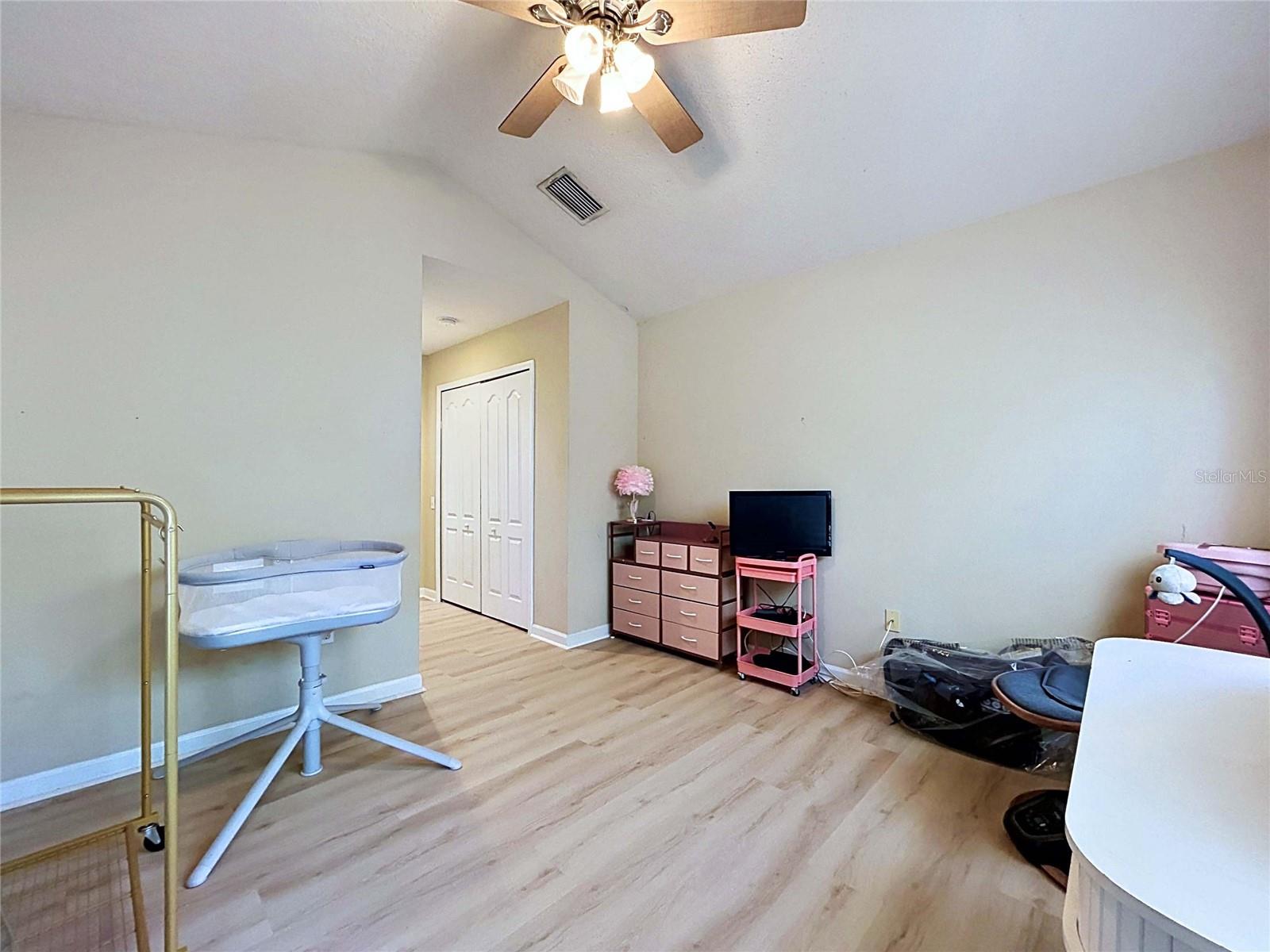 4842 BARNSTEAD DR — photo 26