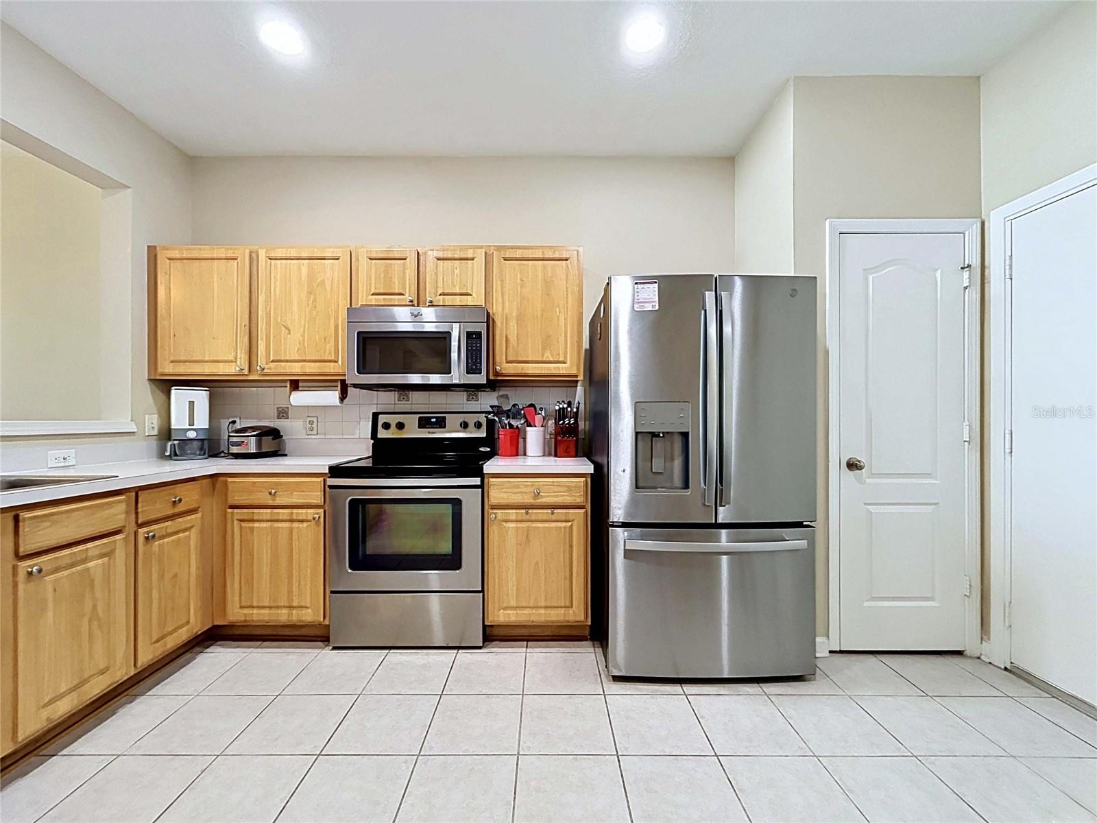 4842 BARNSTEAD DR — photo 6
