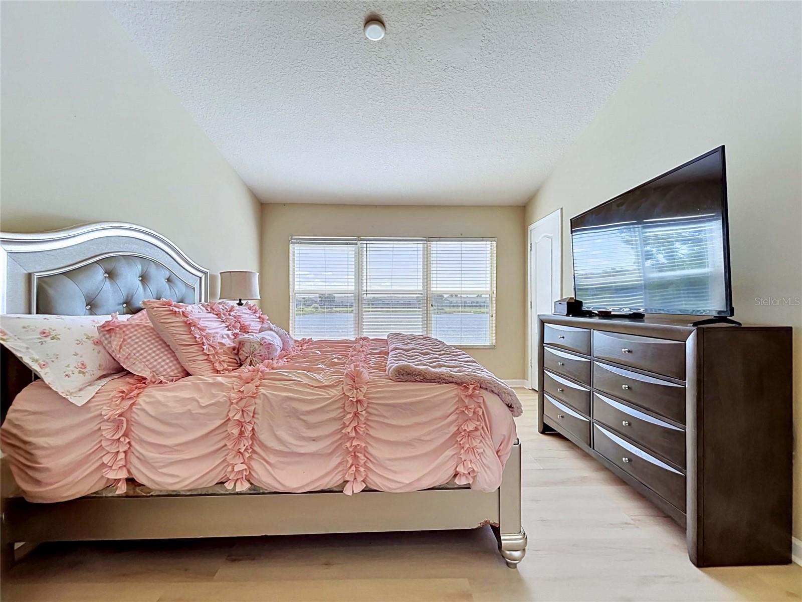 4842 BARNSTEAD DR — photo 18
